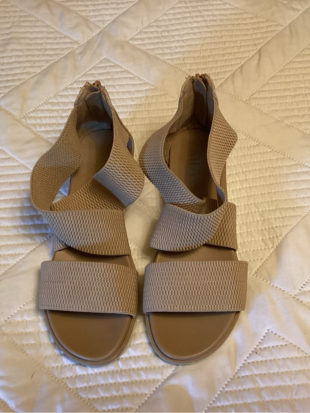 MIA Beige Elastic Crossover Sandals